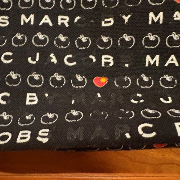 Vintage Marc Jacobs Full Print Apple Heart Cloth Tote Bag - Picture 4 of 6